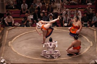 太刀持ちと露払いの意味を徹底解説!色んな視点から見てみるよ!