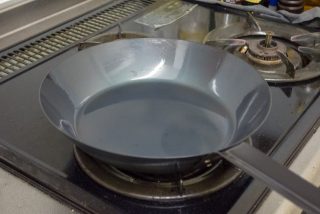 鉄のフライパンを使うメリットを徹底解説!寿命はどれぐらい?